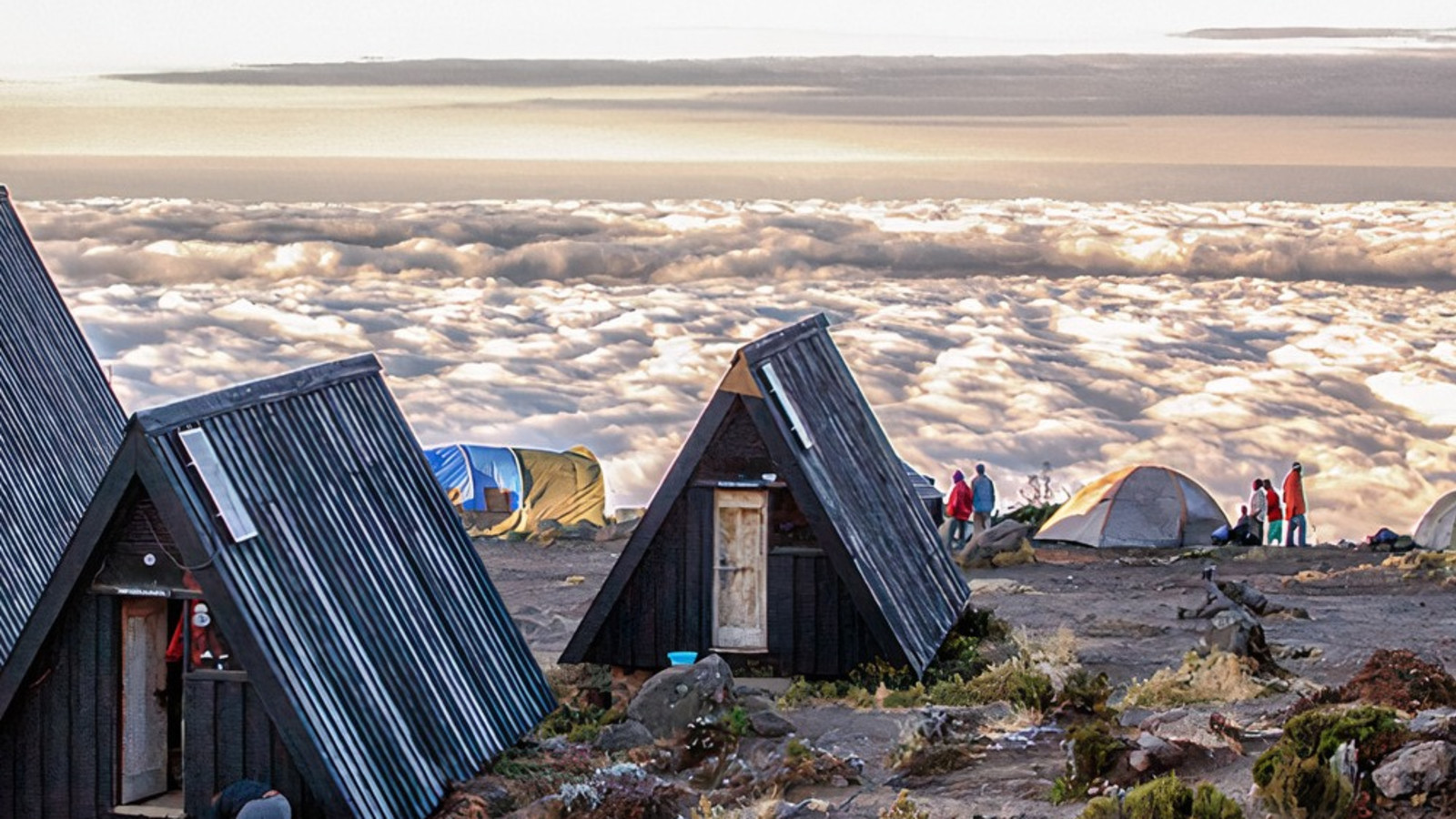 Marangu_route_huts